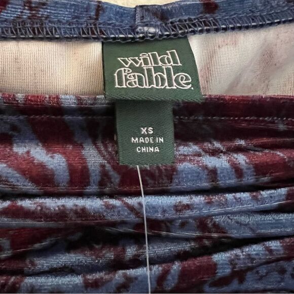 😊 3/$30 Wild Fable Pink Velvet Dress Y2K
Style Bodycon 2000s Style Size
XS NWT - Picture 5 of 9